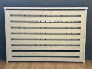 Cache radiateur - lames horizontales - capot fermé -