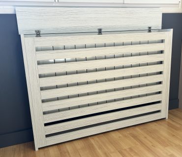 Cache radiateur - lames horizontales - capot ouvert-