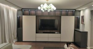 meuble living TV avec portes coulissantes