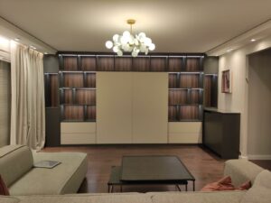 meuble living TV avec portes coulissantes et tiroirs Touche lâche