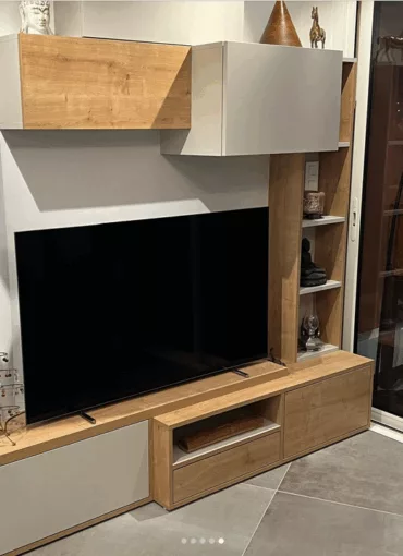 Meuble TV bas - espace réduit -
