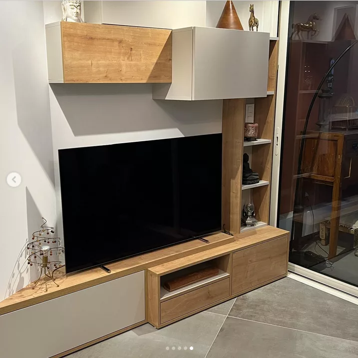 Meuble TV bas - espace réduit -